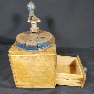 VTG PeDe Germany Coffee Grinder Primitive Hand Crank Mill Rustic Wood Box Farmho